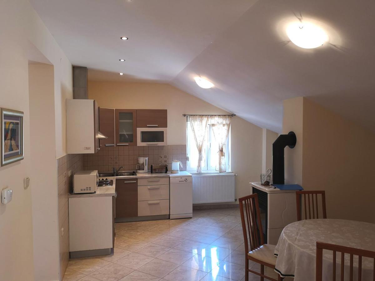 Apartments With A Swimming Pool Banjol, Rab - 11382 מראה חיצוני תמונה
