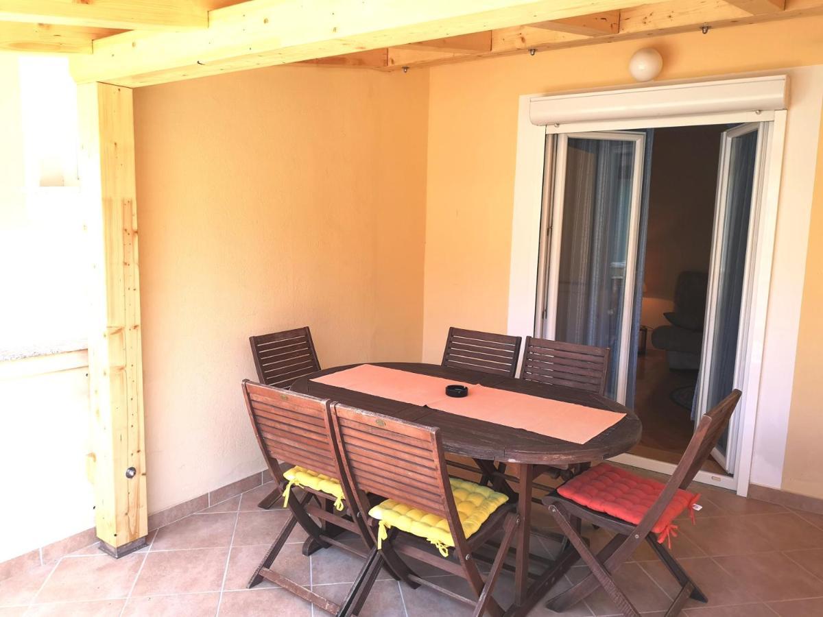 Apartments With A Swimming Pool Banjol, Rab - 11382 מראה חיצוני תמונה
