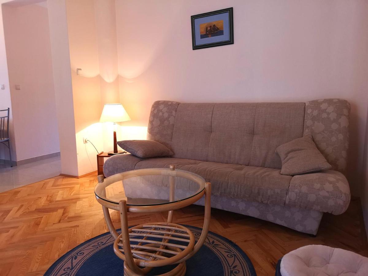 Apartments With A Swimming Pool Banjol, Rab - 11382 מראה חיצוני תמונה