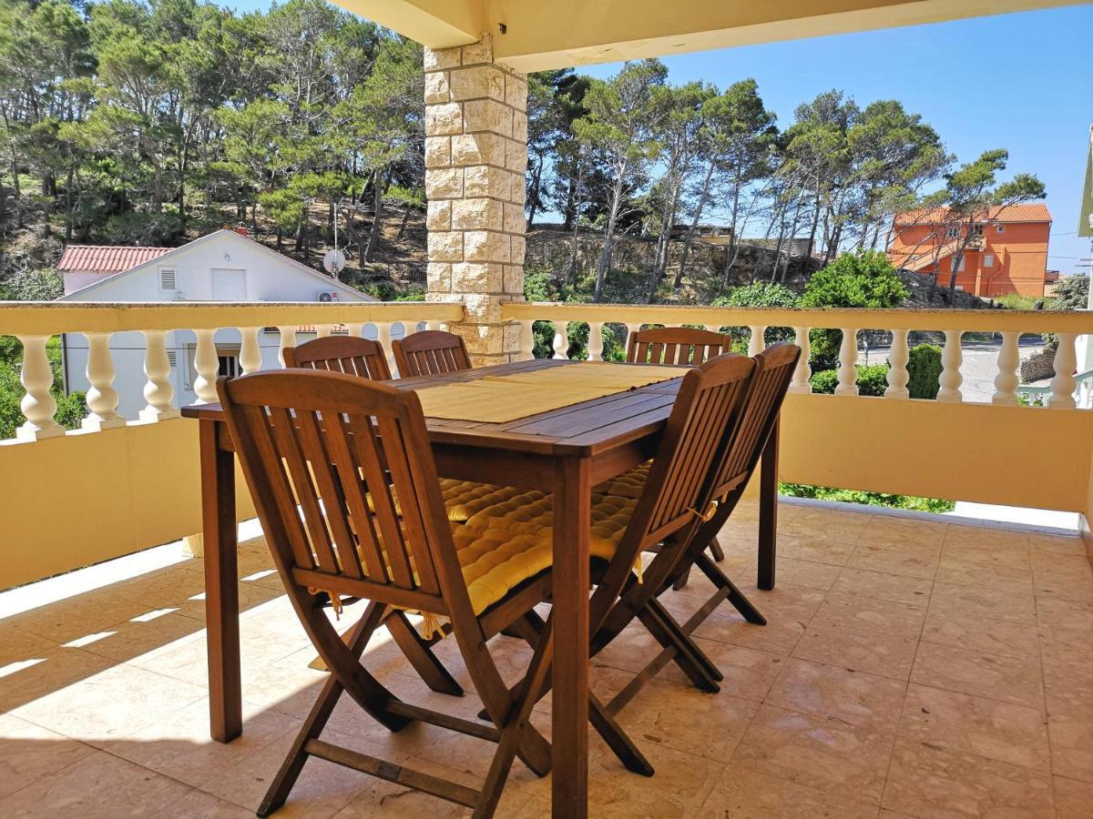 Apartments With A Swimming Pool Banjol, Rab - 11382 מראה חיצוני תמונה