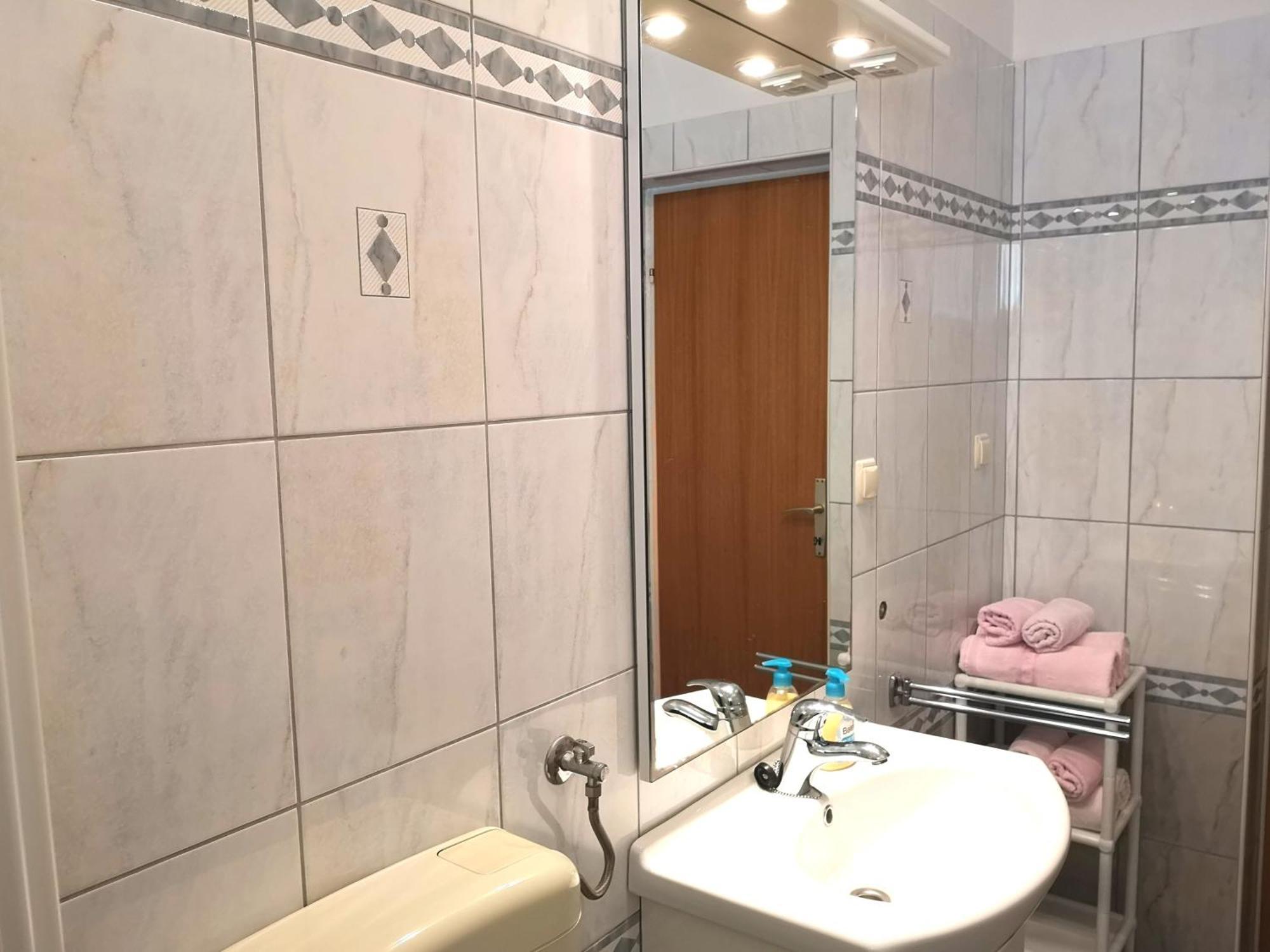Apartments With A Swimming Pool Banjol, Rab - 11382 חדר תמונה